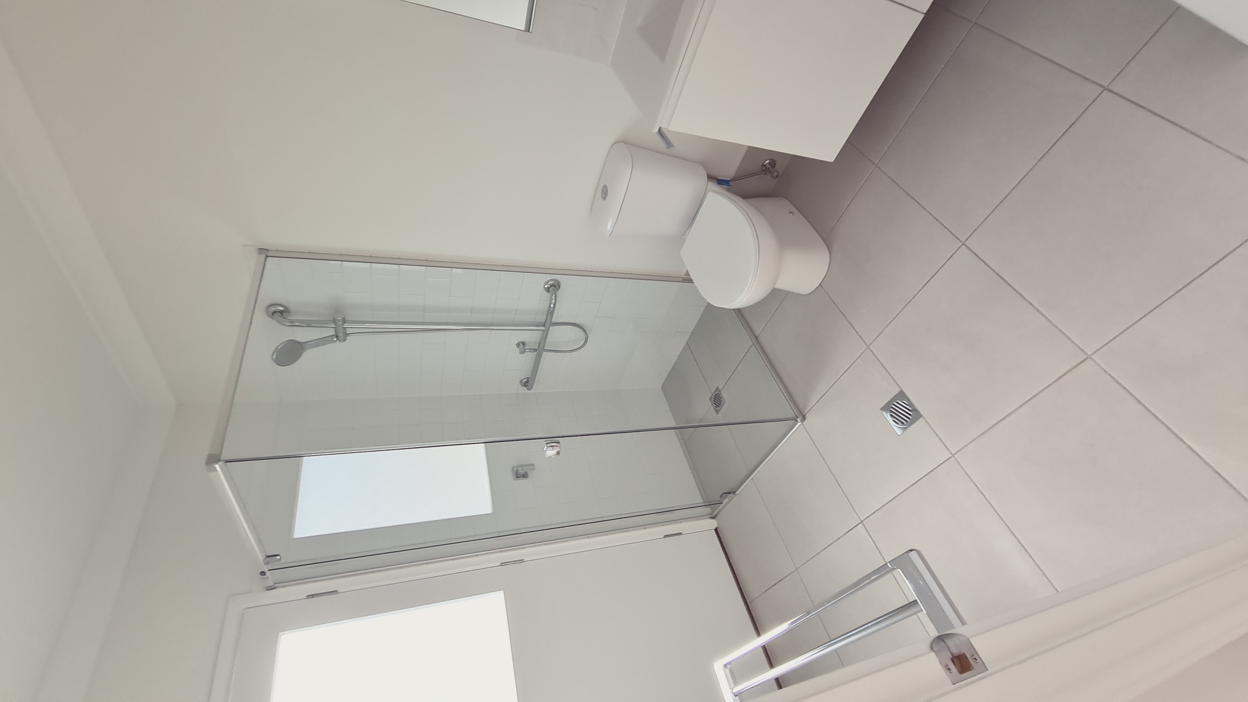Exit clean Brassall - Full property